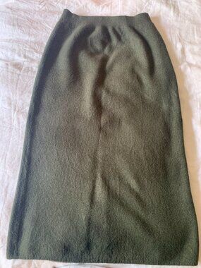 Lovely Moss Green Uniqlo Skirt